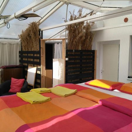 Greenhouse Just 15 Min From The Old Town Bratislava Bagian luar foto